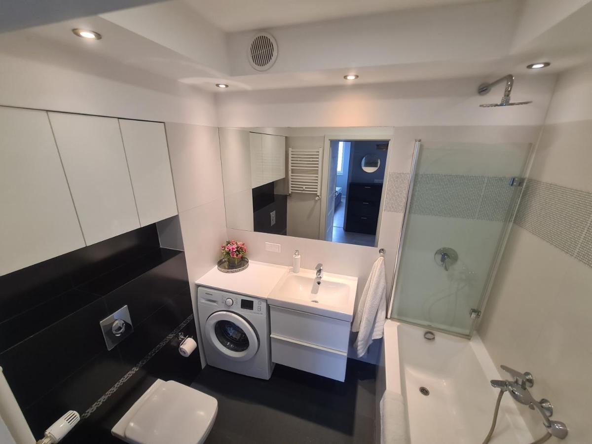 Apartament Rodzinny Z Ogrodkiem 그단스크 외부 사진